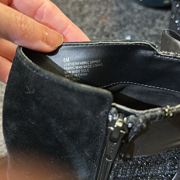 Booties - Picture 4 of 4